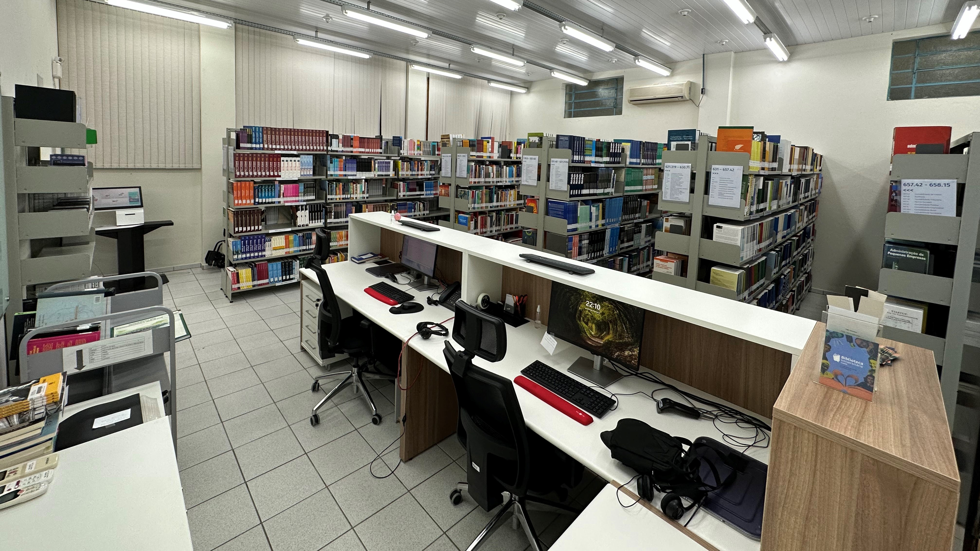<p>Biblioteca Udesc Alto Vale</p>
